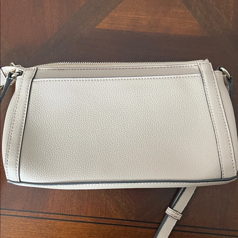 Karl Lagerfeld Crossbody Bag - Picture 2 of 5